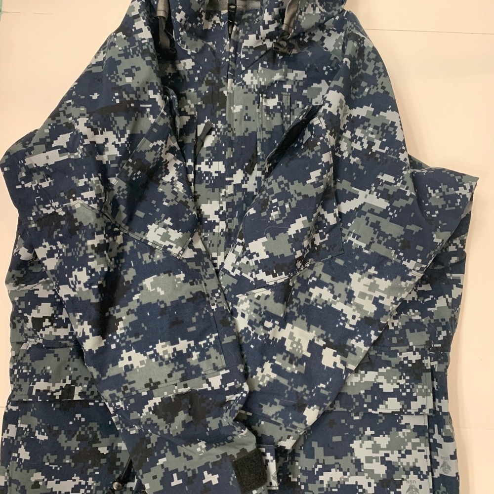 US Navy Gortex jacket - Picture 4 of 5